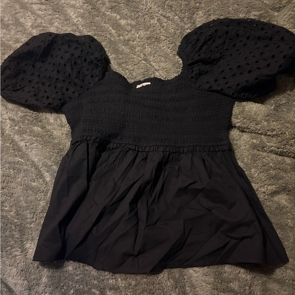 American Eagle Outfitters Black Eyelet Puff Sleeve Blouse